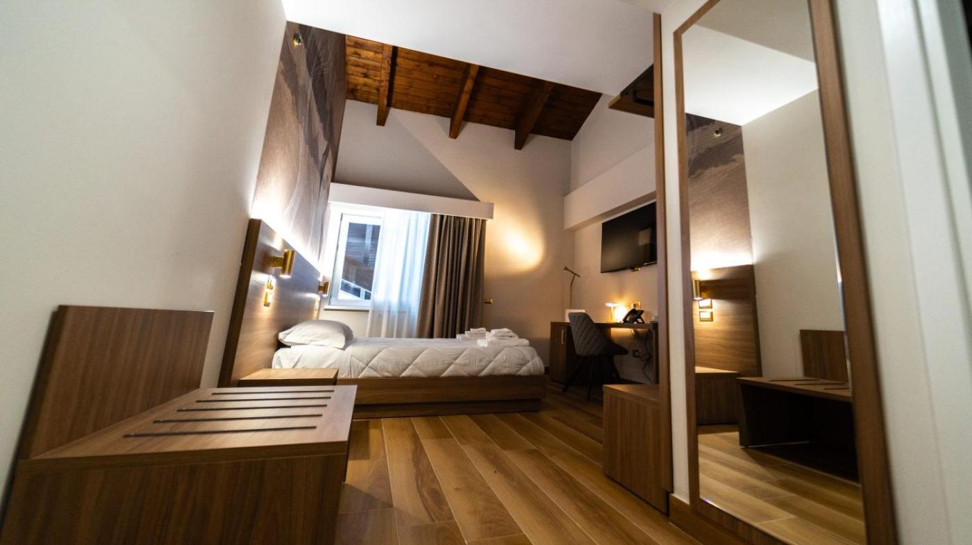 Abriola Hotel Pierfaone מראה חיצוני תמונה
